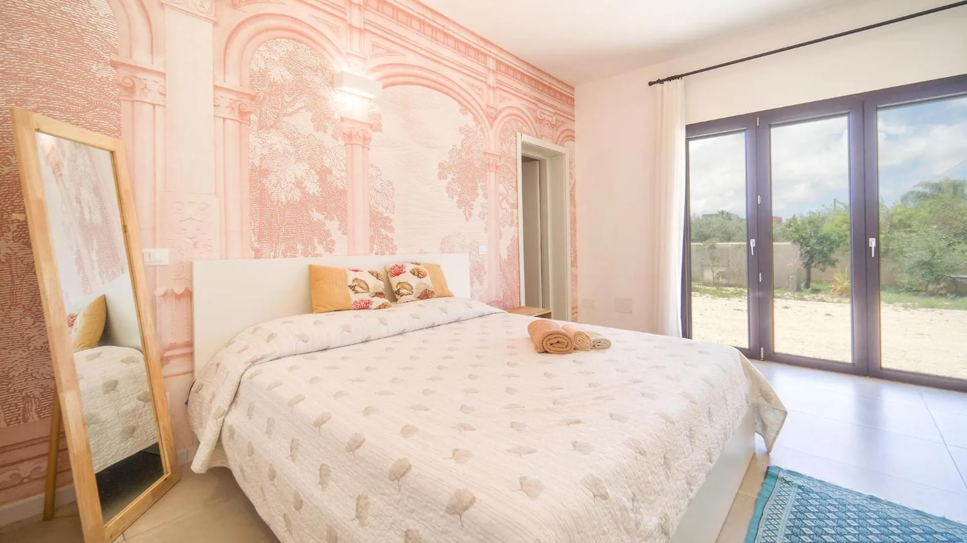 Gorgeous Home In Марсала Италия